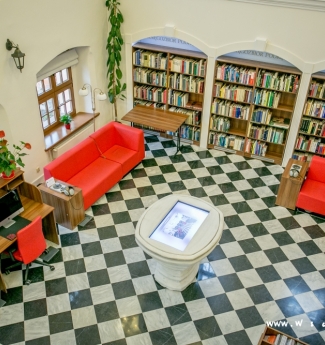 czytelnia widok z góry