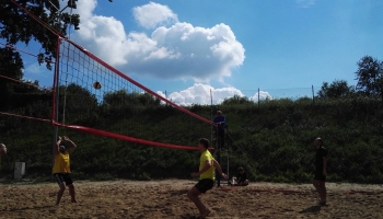 rozgrywki w siatkówkę plażową