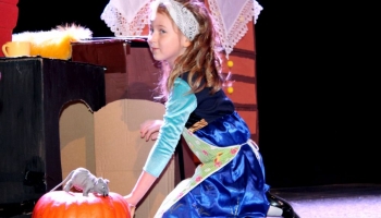 dzieci występujące w przedstawieniu