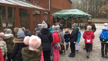 dzieci w grupie