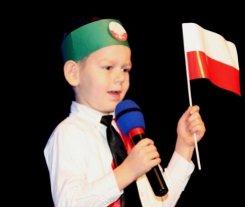 śpiewający chłopiec